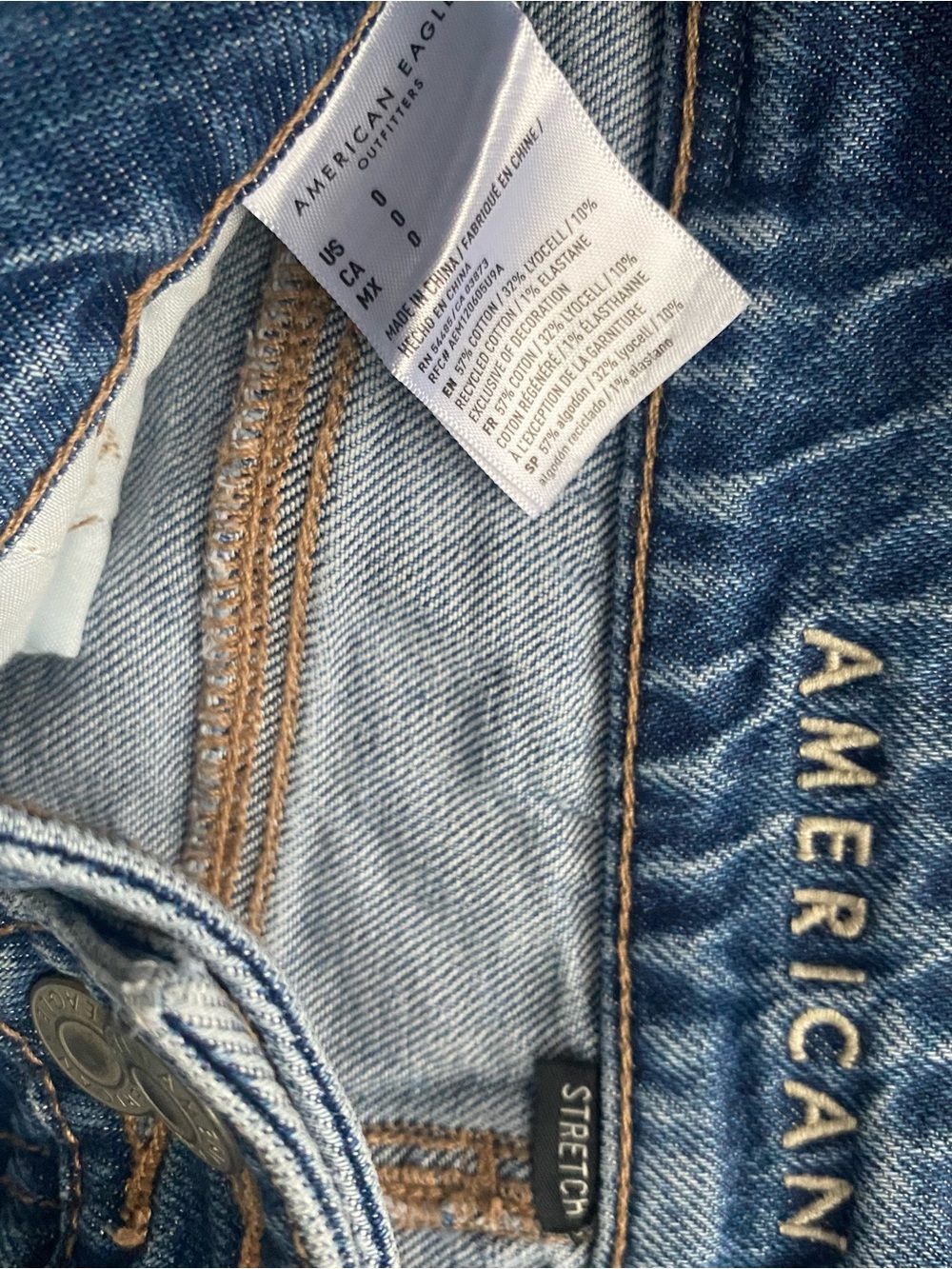 American Eagle Low-Rise Denim Mini Skirt Size 0 - Picture 3 of 3